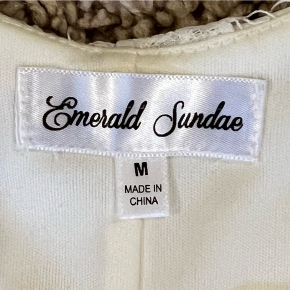 NWT Emerald Sundae Ivory Lace Overlay Sleeveless Mini Dress Size Medium - Picture 10 of 11